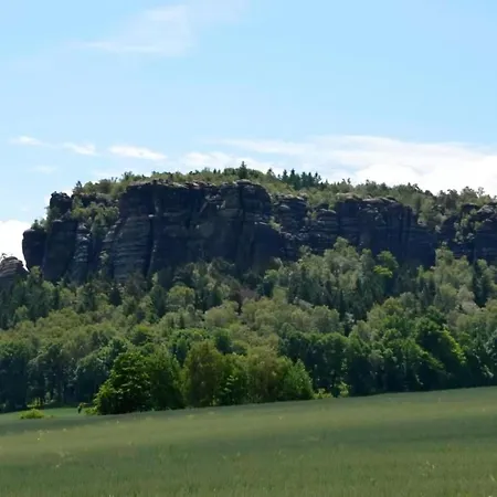 Ausflugsziele Und Wanderidylle Bei Ferieneinrichtungen Haus Am Stein, Haus 2 Holiday home