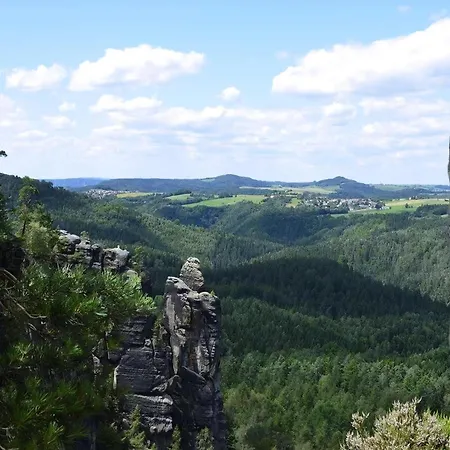 Ausflugsziele Und Wanderidylle Bei Ferieneinrichtungen Haus Am Stein, Haus 2 * Konigstein an der Elbe